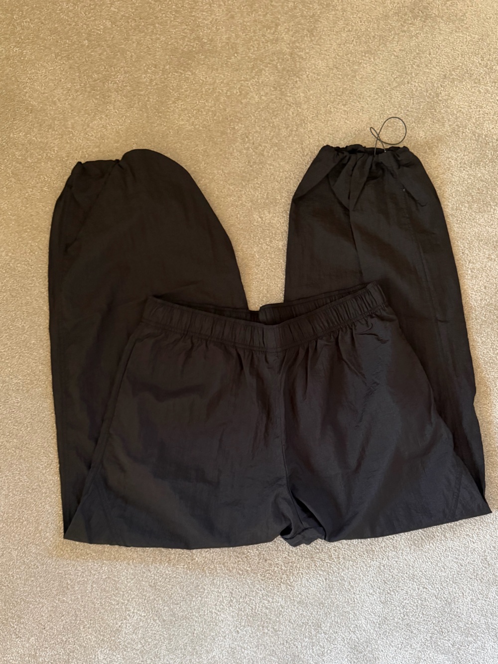 Athleta nylon Lightweight Jogger Pants- Size L - Picture 2 of 5